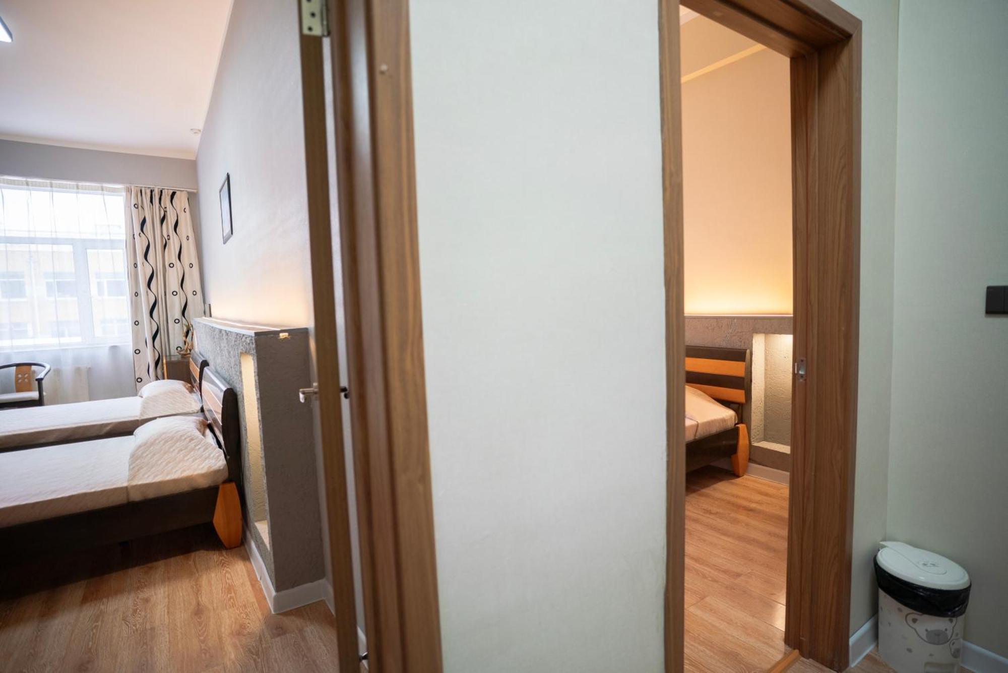 Tsolmon'S Serviced Apartments Ulan Bator Exteriör bild